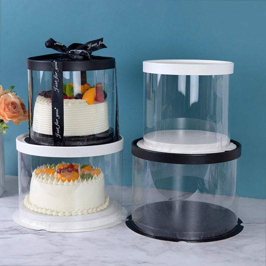 Boîtes à gâteau transparentes.