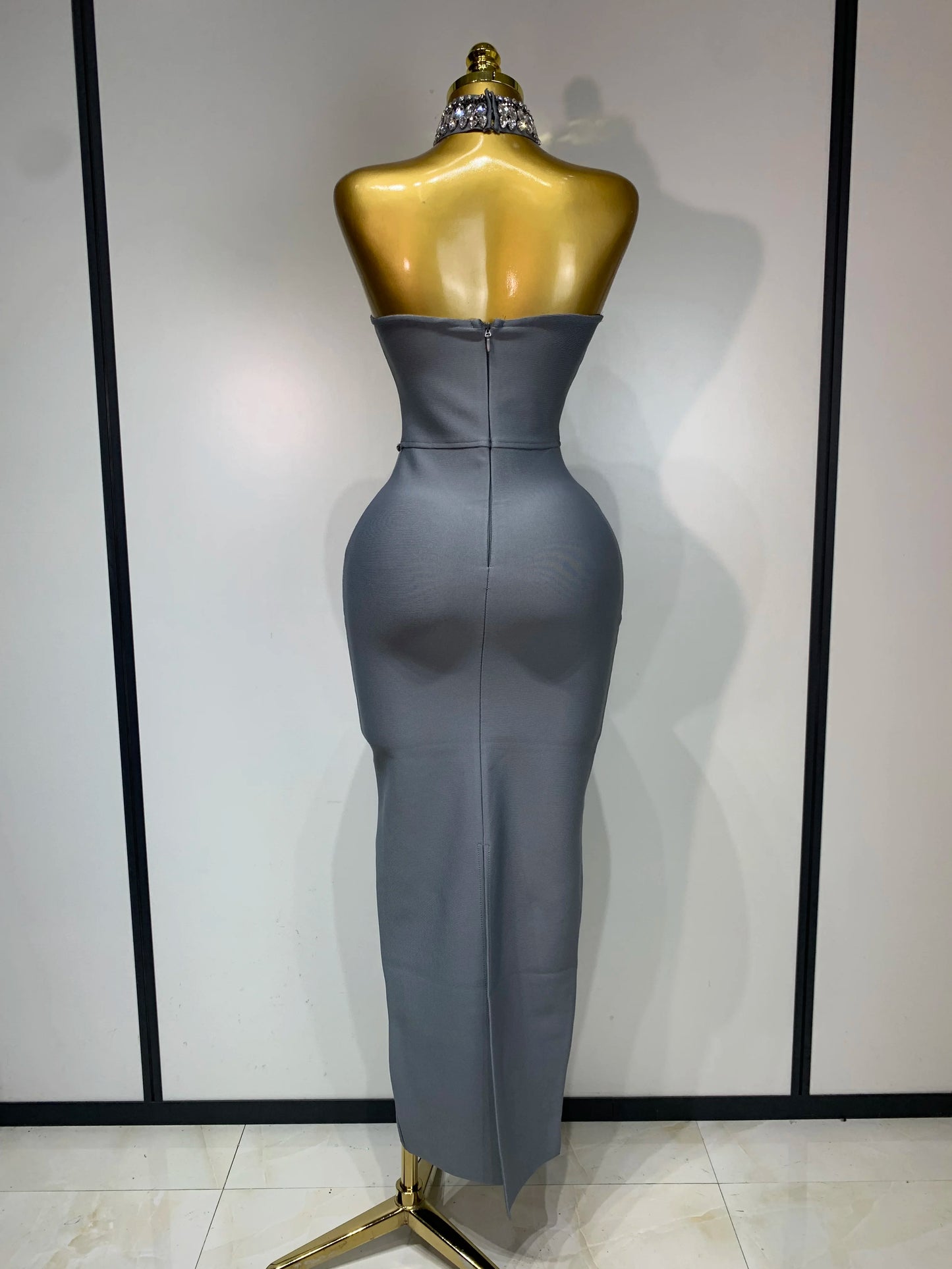 Robe bustier à perles de haute qualité avec collier bandage