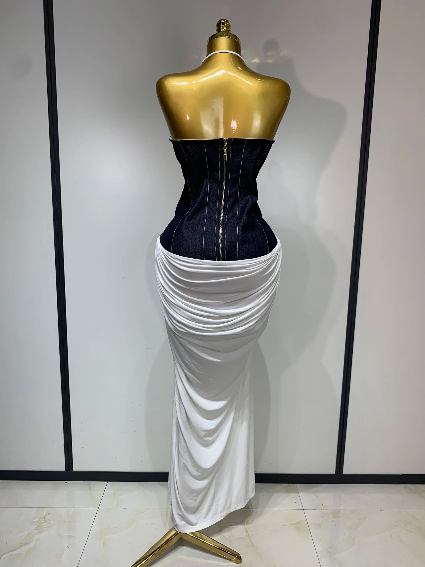 Robe longue sexy dos nu avec fente sur le devant