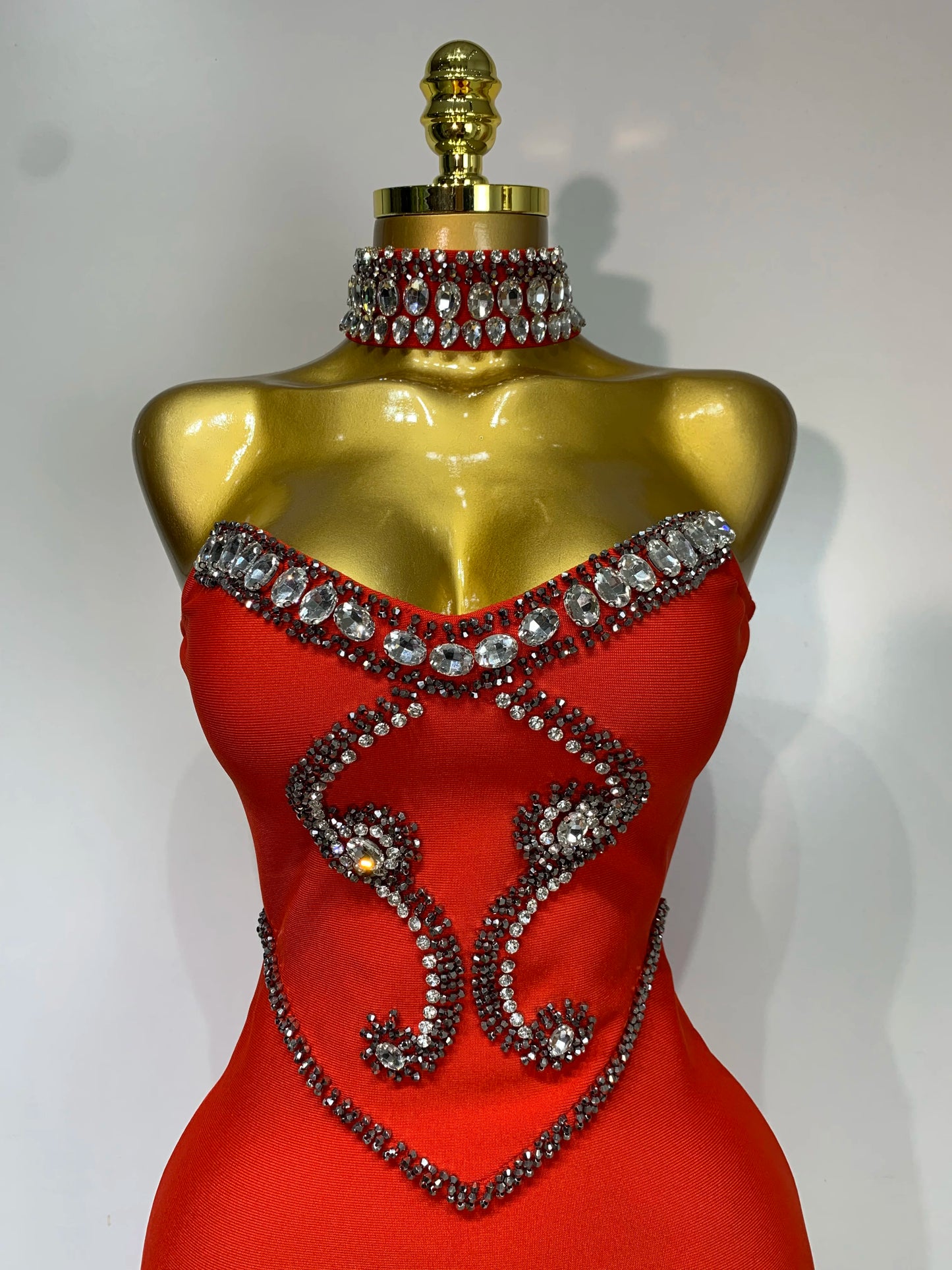 Robe longue moulante sans bretelles