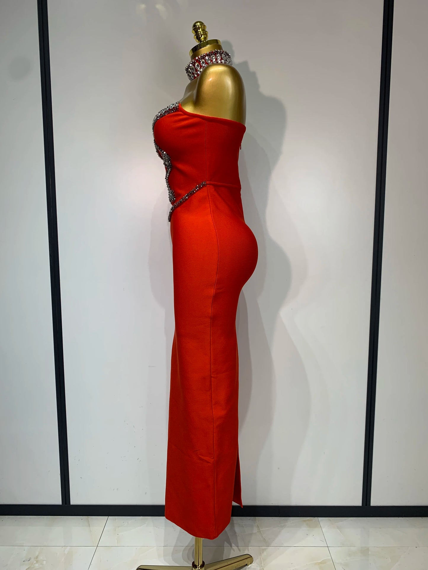 Robe longue moulante sans bretelles