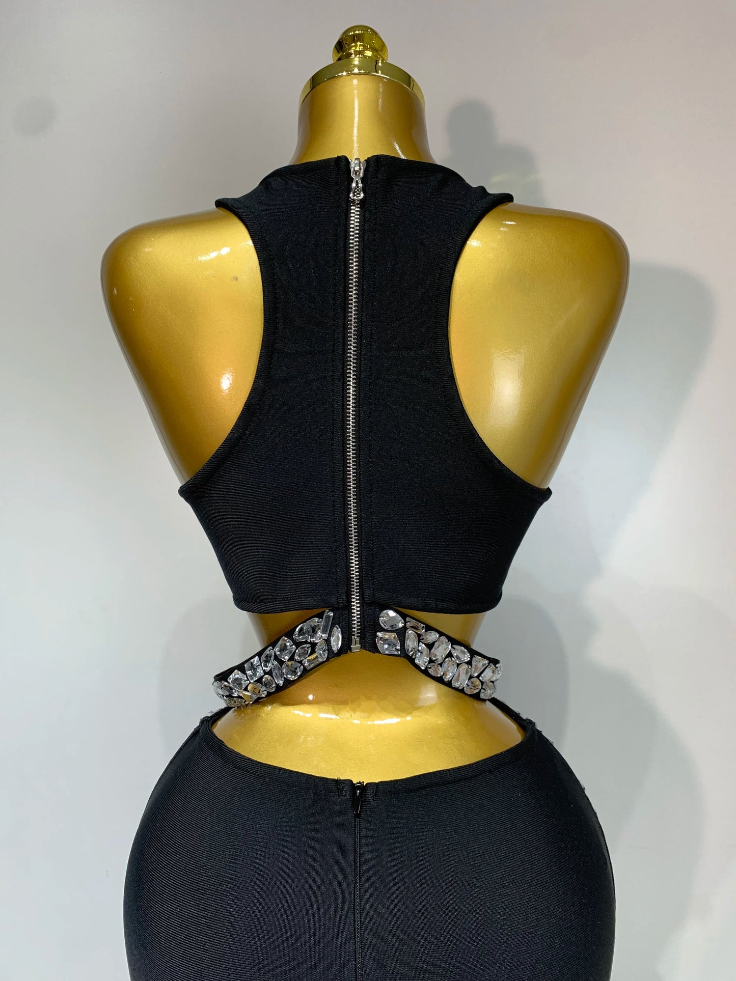 Robe longue moulante à cristaux scintillants