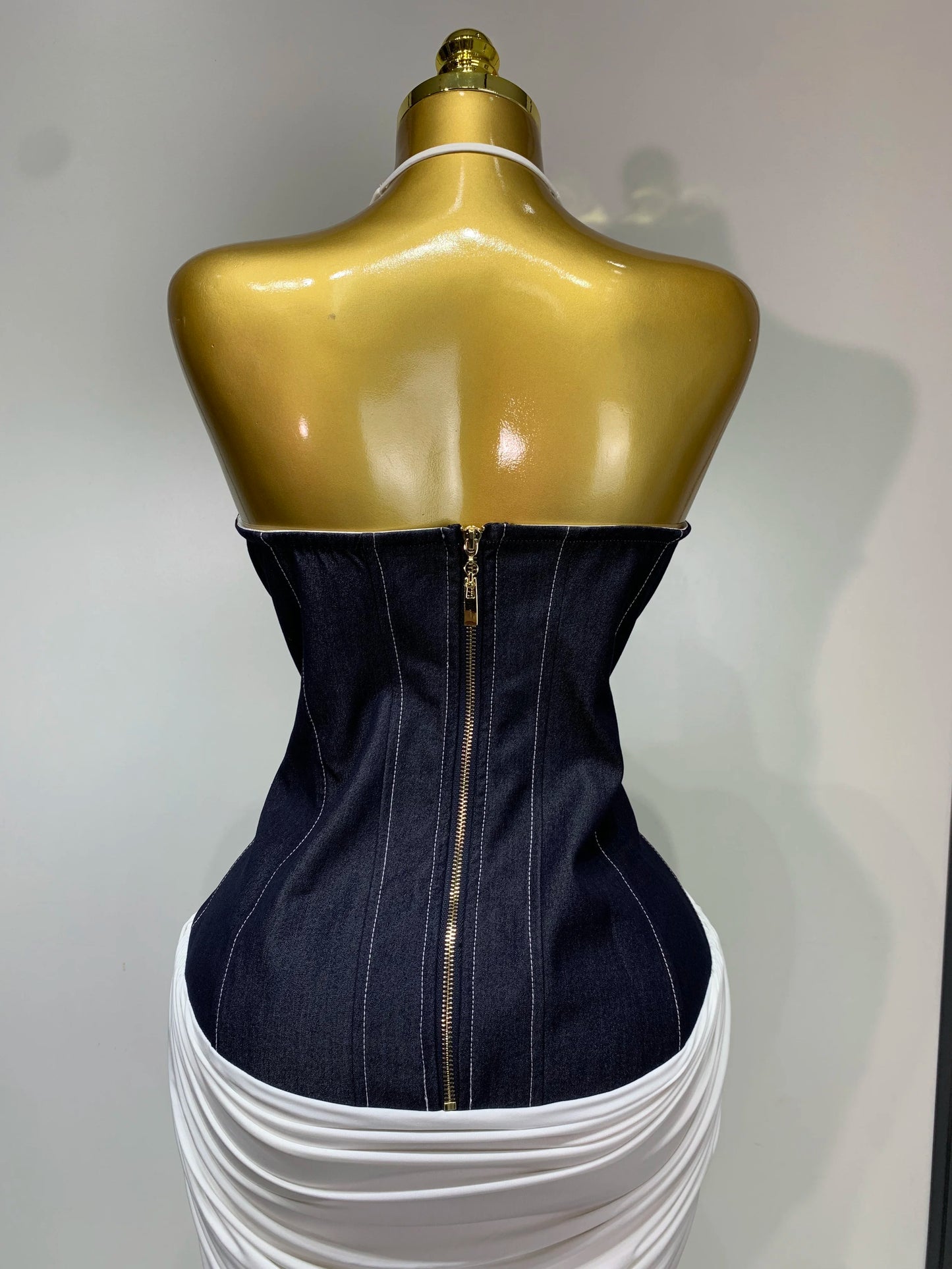 Robe longue sexy dos nu avec fente sur le devant